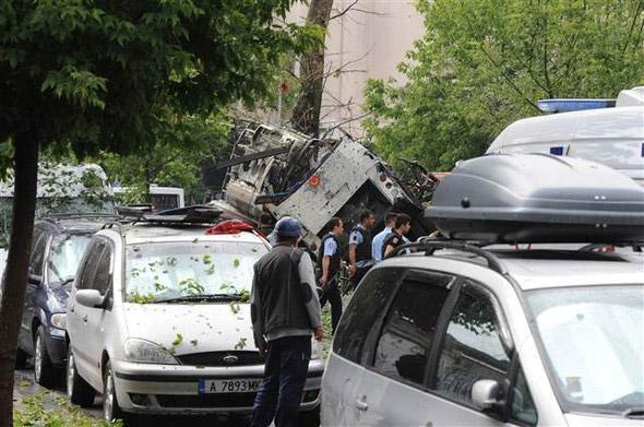 Κωνσταντινούπολη: Έκρηξη με στόχο, πιθανότατα, λεωφορείο της αστυνομίας