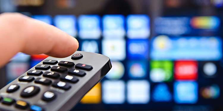 Αναστέλλεται για ένα χρόνο το τέλος συνδρομητικής τηλεόρασης