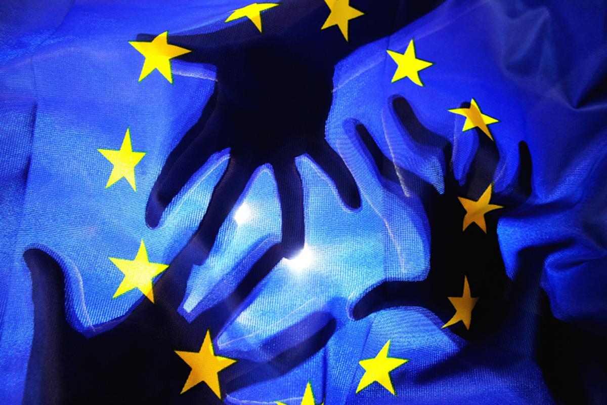 Ευρωβαρόμετρο: Οι Έλληνες είναι ο λαός με τη χειρότερη εικόνα για την ΕΕ