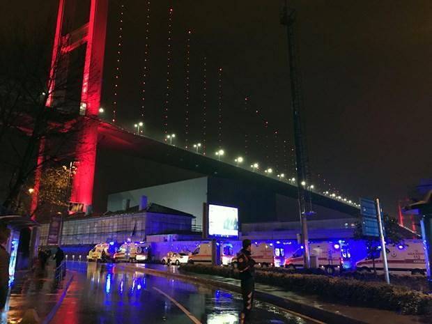 Έκτακτο: Eπίθεση ενόπλων σε νυχτερινό κέντρο στην Κωνσταντινούπολη
