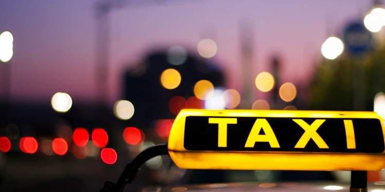Καταγγελία-σοκ: Ταξιτζής έβγαλε από το ταξί τυφλή, γιατί είχε μαζί τον σκύλο της