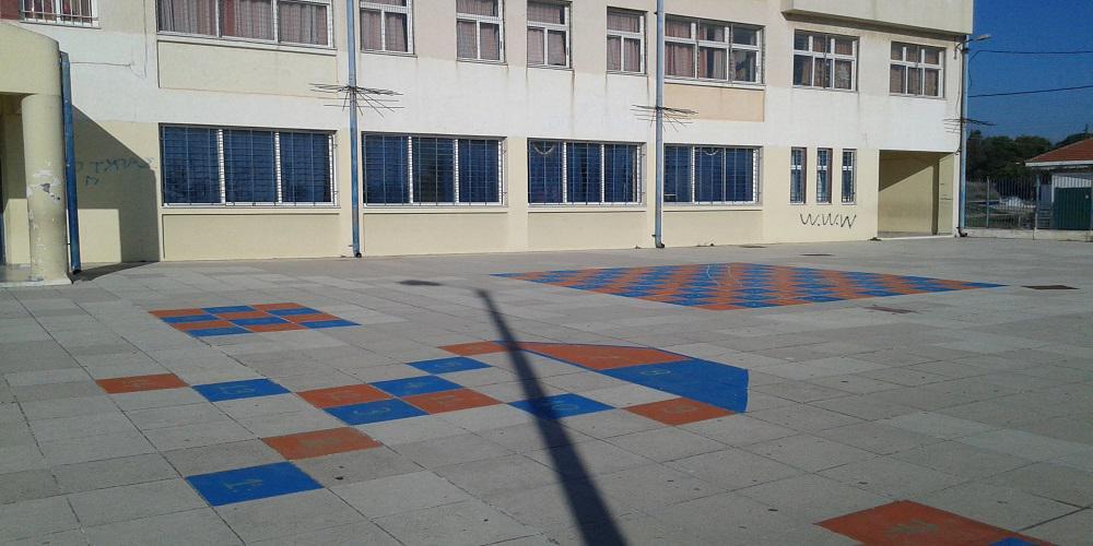 Απίστευτο: Μαθητής Λυκείου στην Κρήτη πήγε σχολείο με αυτοκίνητο και κοιμήθηκε στην τάξη
