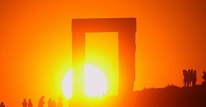 Θερινό ηλιοστάσιο τη Δευτέρα: Η πρώτη επίσημη ημέρα του καλοκαιριού