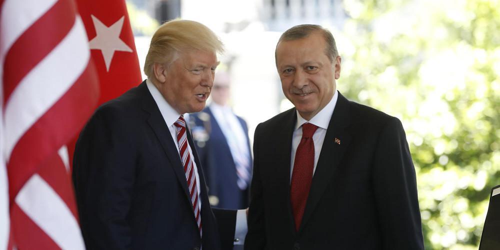 Bloomberg: Σκληρές κυρώσεις κατά της Τουρκίας για τους S-400 εξετάζουν οι ΗΠΑ