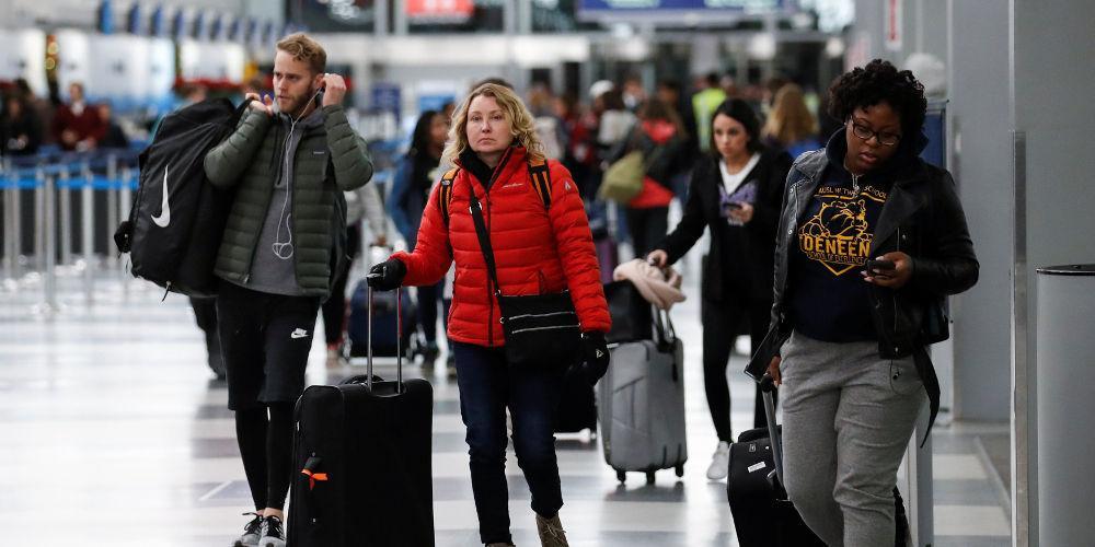 Εκατοντάδες πτήσεις ακυρώνονται στη Γερμανία λόγω απεργιακής κινητοποίησης