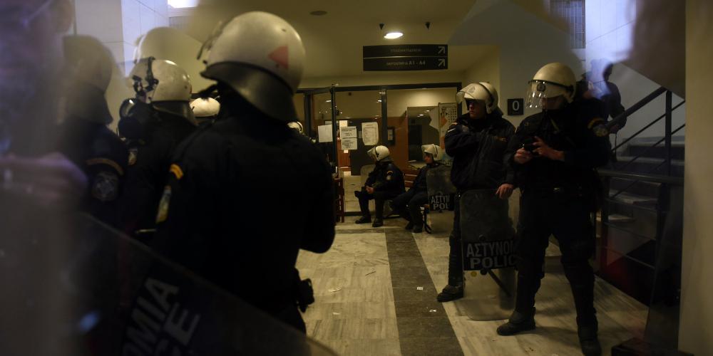 Αστυνομικοί σε κυβέρνηση: Δεν θα ξεσπιτώσουμε εμείς τους Ελληνες