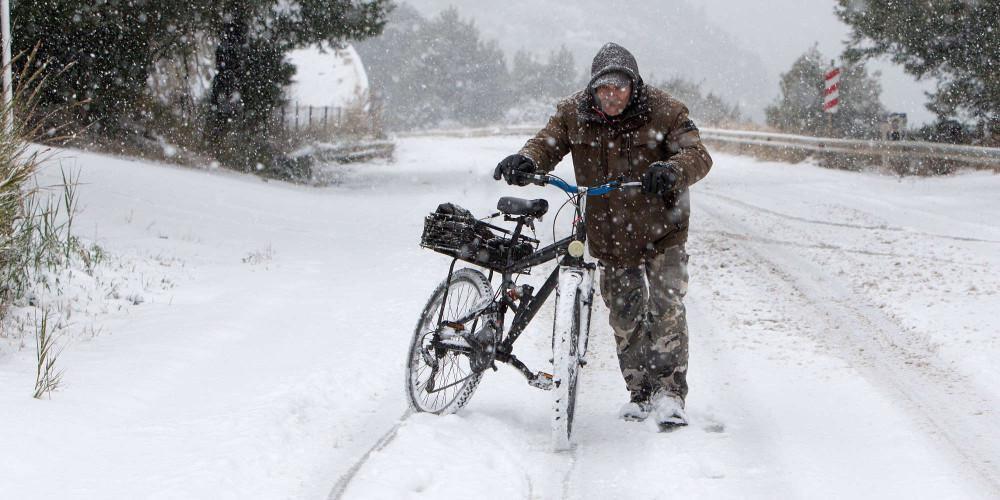 Καιρός: Σφοδρό κύμα κακοκαιρίας με χιόνια και καταιγίδες στην Ελλάδα