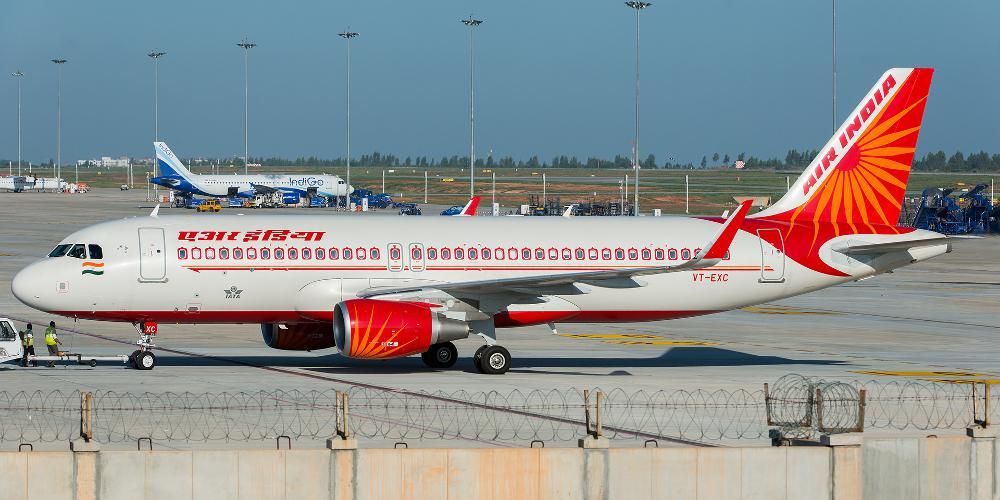Πλακώθηκαν στα χαστούκια επιβάτιδα και υπάλληλος της Air India