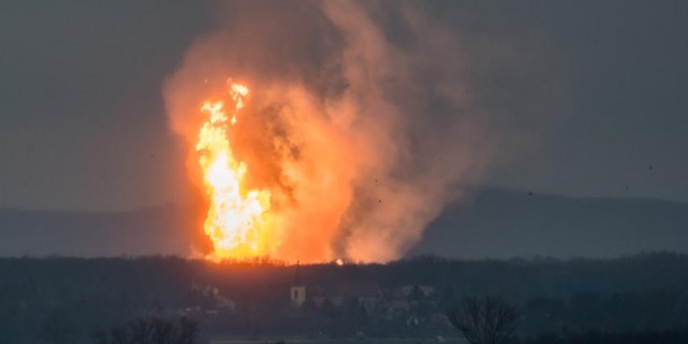 Τεράστια έκρηξη σε αποθήκη πυρομαχικών στην Ουκρανία – Απομακρύνονται 10.000 κάτοικοι