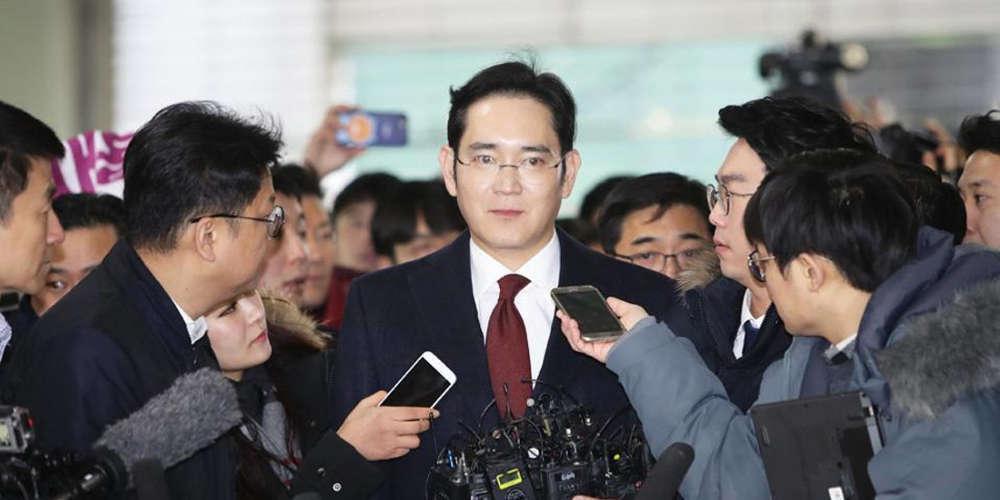 12 χρόνια φυλακή στον κληρονόμο της Samsung για διαφθορά πρότεινε ο εισαγγελέας