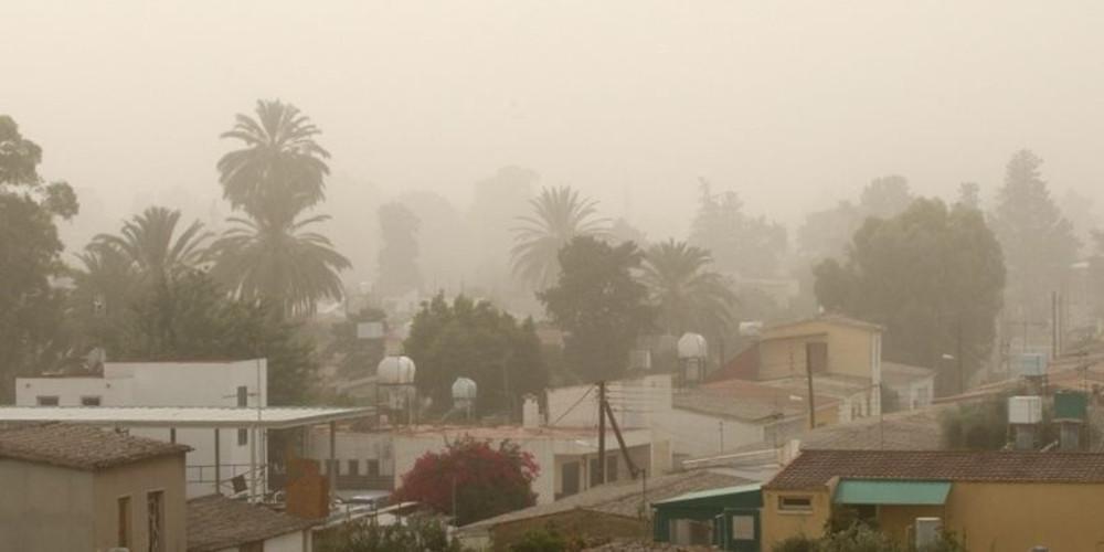 «Κόκκινος» συναγερμός στην Κύπρο λόγω σκόνης στην ατμόσφαιρα
