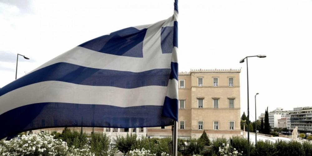 Προβλεψη-σοκ του Bloomberg: Δεν είναι βέβαιη η «καθαρή έξοδος» της Ελλάδος τον Αύγουστο