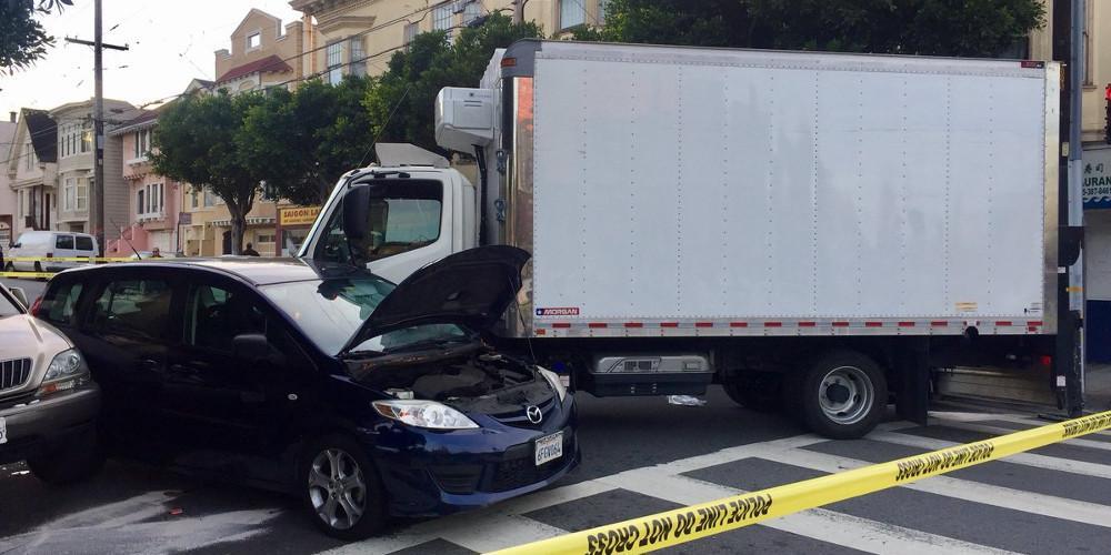Φορτηγό έπεσε σε πεζούς και αυτοκίνητα στον Σαν Φρανσίσκο-Τουλάχιστον 7 τραυματίες [βίντεο]