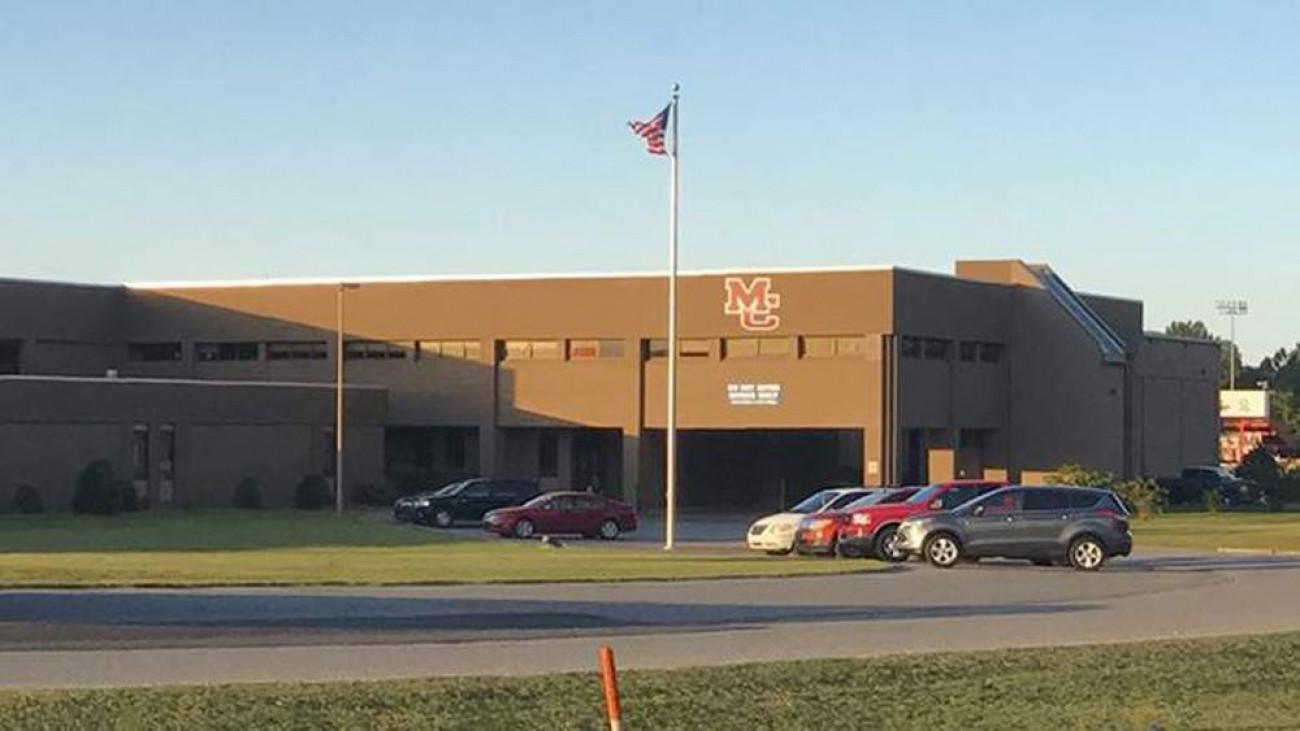 Νεκρός μαθητής από πυροβολισμούς σε σχολείο στο Κεντάκι - Πολλοί τραυματίες