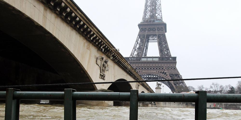 1.800 άνθρωποι ξεσπιτώθηκαν στο Παρίσι λόγω βόμβας από τον Β' Παγκόσμιο Πόλεμο
