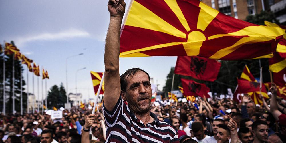 Επιμένει στη «σκληρή γραμμή» το κόμμα του Γκρούεφσκι: Η χώρα πρέπει να λέγεται Μακεδονία [βίντεο]