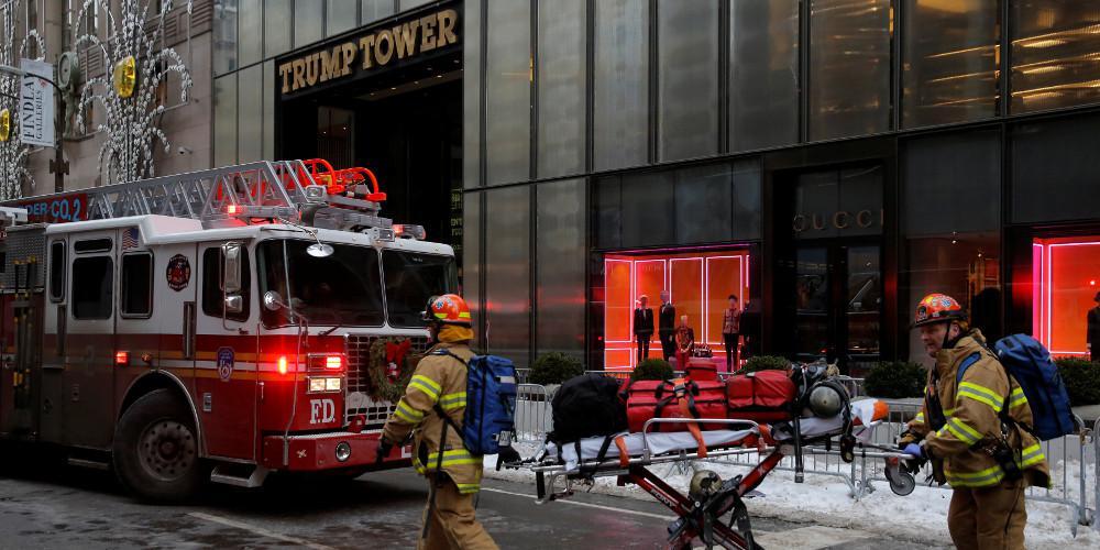Δύο τραυματίες, ο ένας σε κρίσιμη κατάσταση, από την πυρκαγιά στον Πύργο Τραμπ