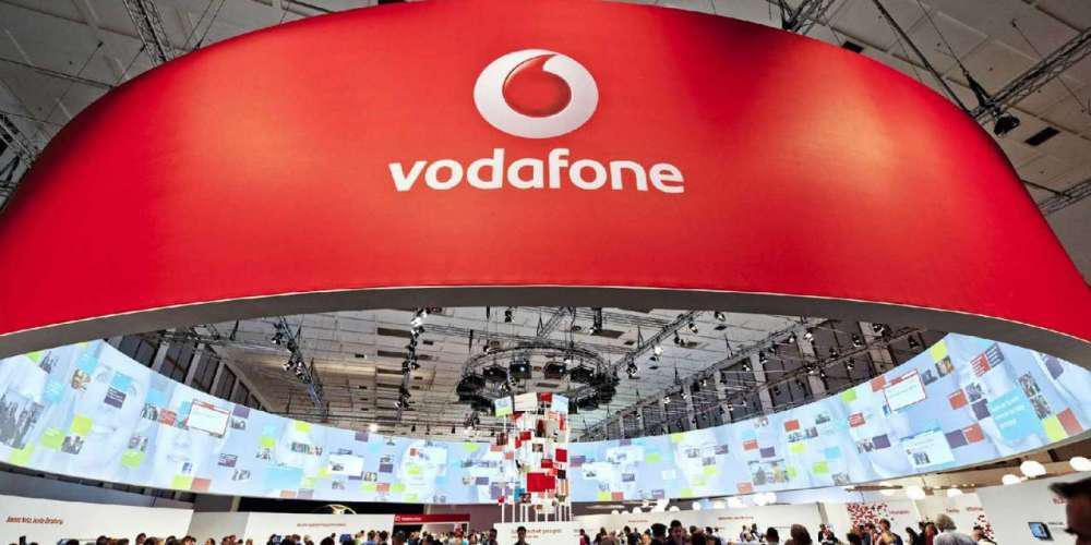 Υπεγράφη η συμφωνία πώλησης της Cyta Hellas στη Vodafone