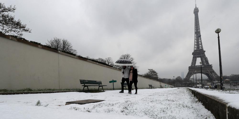 Σφοδρό κύμα κακοκαιρίας με χιόνια πλήττει Ισπανία και Γαλλία