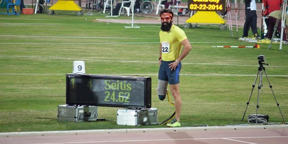 Συγκλονίζει ο Μιχάλης Σεΐτης με την φωτογραφία του πριν το ατύχημα που έχασε το πόδι του