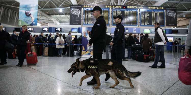 Προσπάθησαν να ταξιδέψουν με πλαστά έγγραφα - Συνελήφθησαν στην Κρήτη