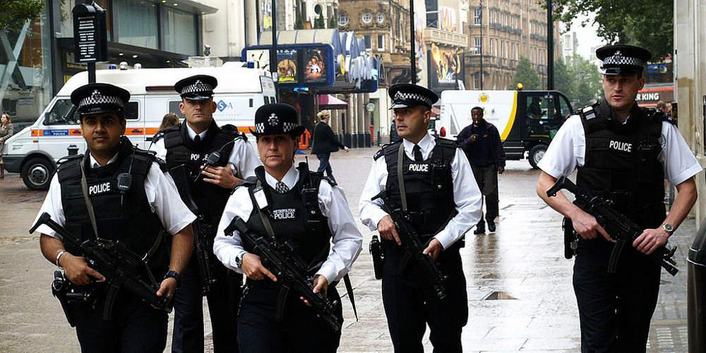 Ελεγχόμενη έκρηξη σε πακέτο που εντοπίστηκε κοντά στο βρετανικό κοινοβούλιο