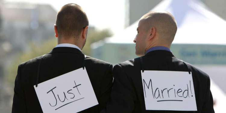 Γάμος ομόφυλων ζευγαριών Η Δανία καλύτερη χώρα για τους ομοφυλόφιλους - Τι συμβαίνει με την Ελλάδα