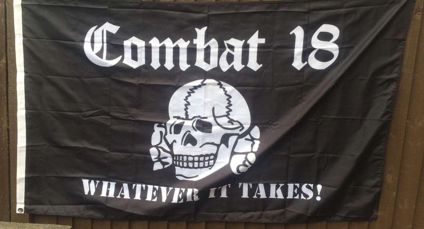 Μολότοφ, κροτίδες και ακροδεξιές σημαίες - Τα ευρήματα της ΕΛ.ΑΣ. στην έρευνα για τους Combat 18