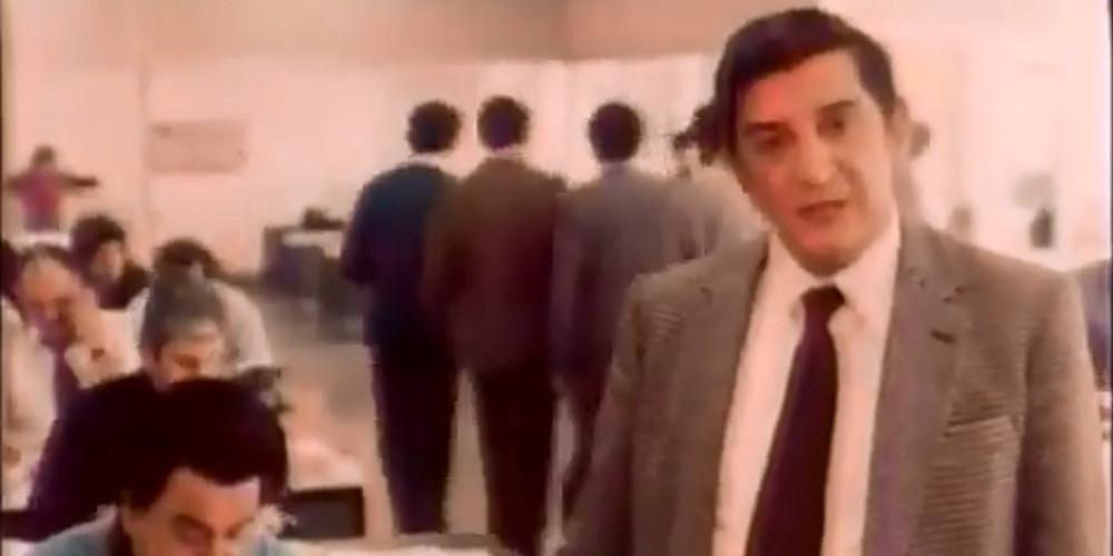 Όταν ο Πασαλάρης διαφήμιζε τον Ελεύθερο Τύπο το 1983 [βίντεο]