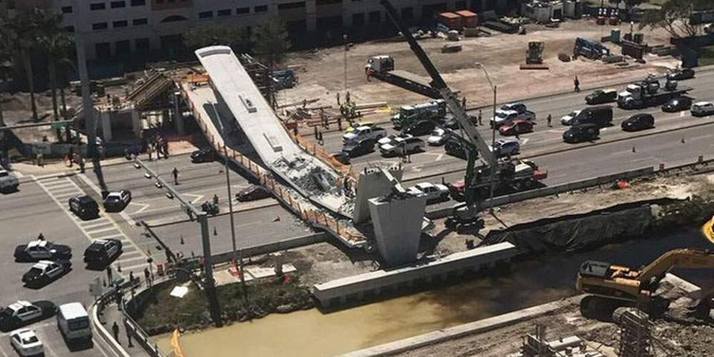 Πεζογέφυρα κατέρρευσε στη Φλόριντα - Αναφορές για πολλούς τραυματίες