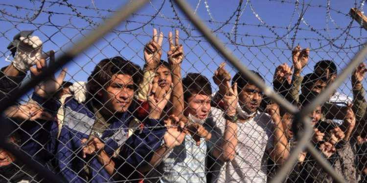 Spiegel: Η ΕΕ αγνόησε τη δυστυχία των προσφύγων στα νησιά – 424 αφίξεις μέσα σε 12 ώρες