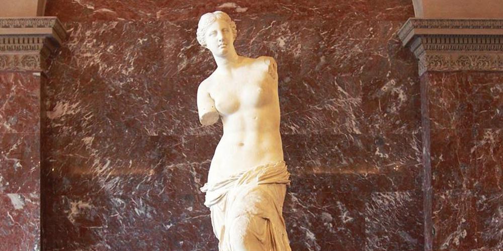 Αφροδίτη της Μήλου: Πώς ανακαλύφθηκε ένα από τα ωραιότερα αγάλματα της αρχαιότητας
