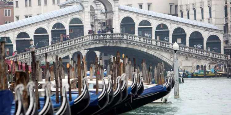 Η Βενετία γυρνά την πλάτη στους τουρίστες: Τους αφήνει να κινούνται σε συγκεκριμένα μέρη