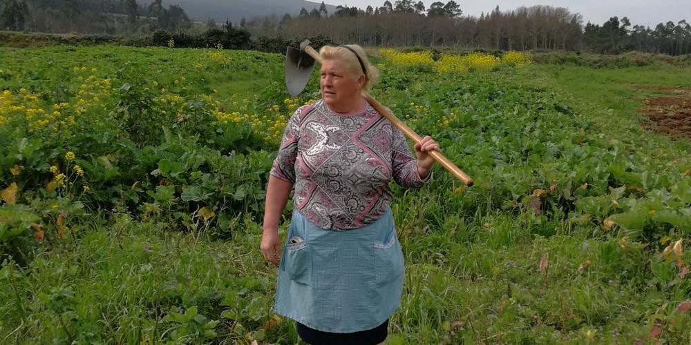 Η «χαμένη αδερφή» του Τραμπ, μένει Ισπανία και είναι…αγρότισσα!