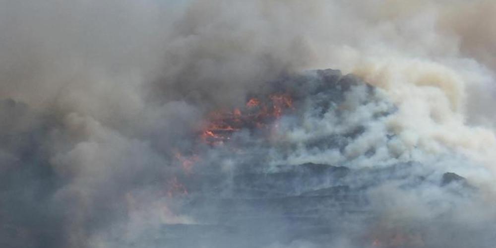 Μεγάλη φωτιά στην Νάξο απειλεί σπίτια [εικόνες]