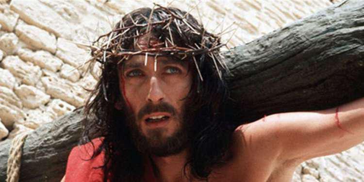 Ιησούς από τη Ναζαρέτ: Όσα δεν γνωρίζετε για την πιο εμβληματική ταινία [Βίντεο]