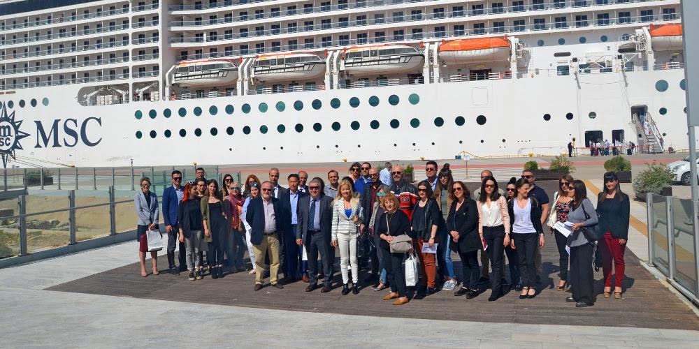 MSC MUSICA: Μια εντυπωσιακή παρουσία στο λιμάνι του Πειραιά!