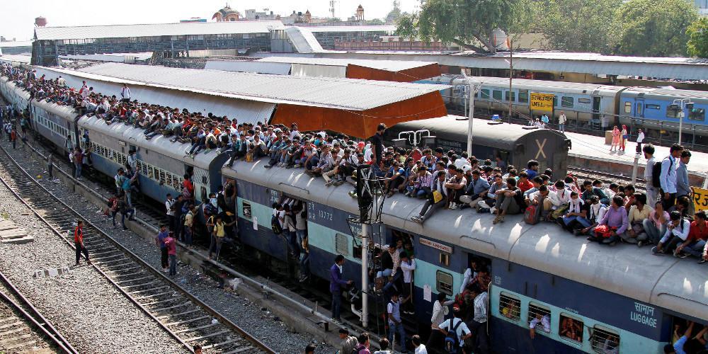 Είκοσι δύο βαγόνια τραίνου με 1000 επιβάτες κυλούσαν ανεξέλεγκτα και ανάποδα για... 12 χιλιόμετρα! [βίντεο]