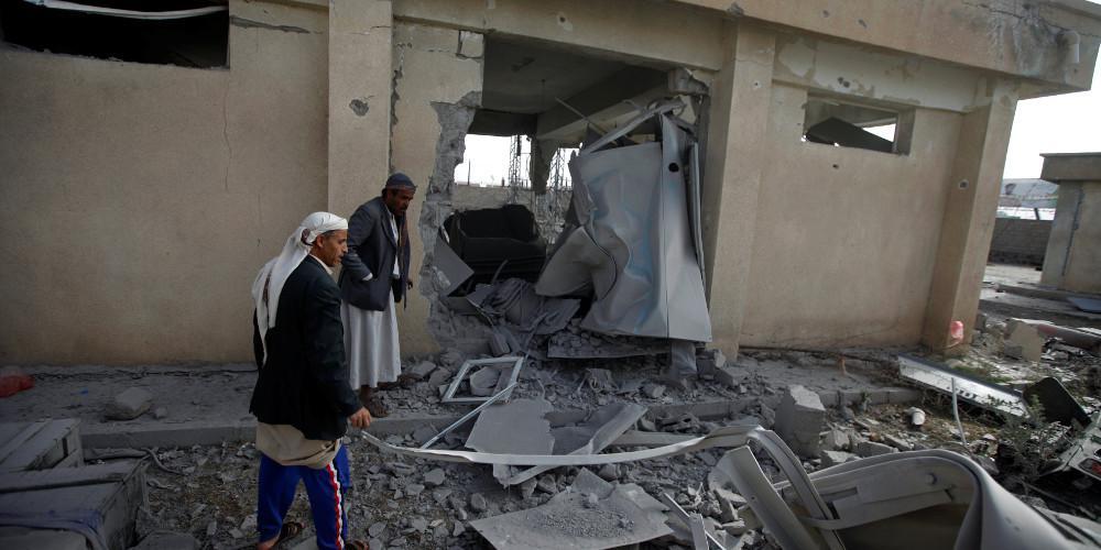 Τέσσερις νεκροί από αεροπορική επιδρομή σε πρατήριο καυσίμων στην Υεμένη