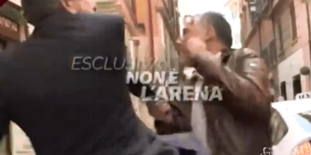 Πρώην υπουργός χαστούκισε δημοσιογράφο κατά την διάρκεια συνέντευξης στην Ρώμη