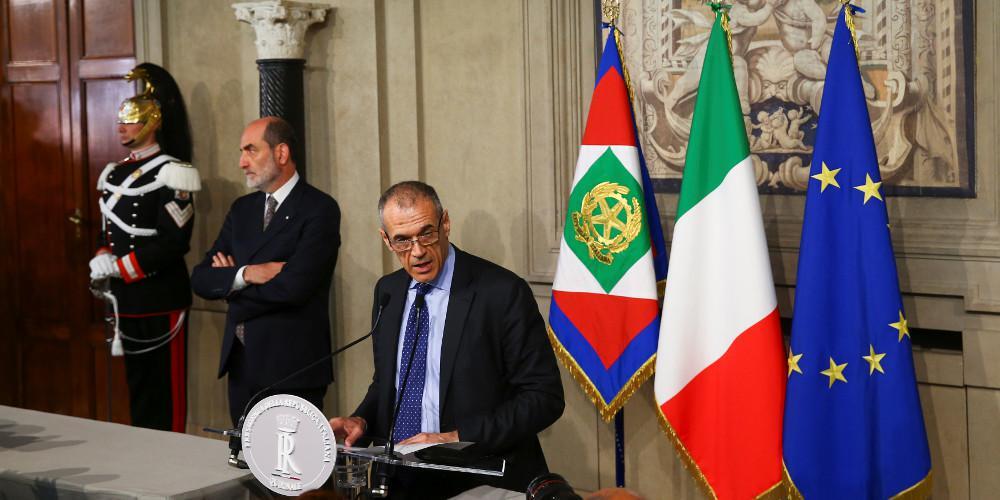 Ωρες αγωνίας για την Ιταλία - Τι θα κάνουν «Λέγκα» και «Πέντε Αστέρια»