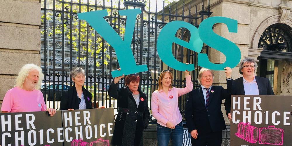 Δημοψήφισμα στην Ιρλανδία: Υπέρ των αμβλώσεων το 68%