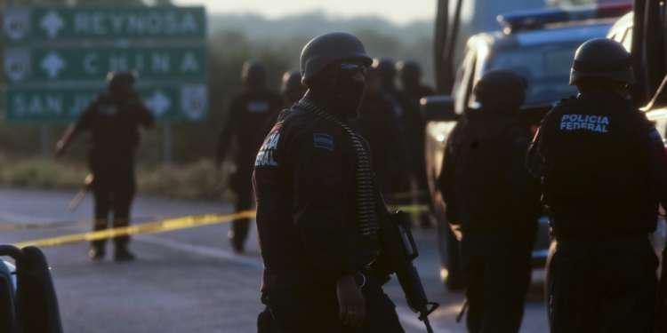 Μακελειό στο Μεξικό: Τουλάχιστον 14 νεκροί σε πυροβολισμούς μεταξύ καρτέλ και αστυνομικών