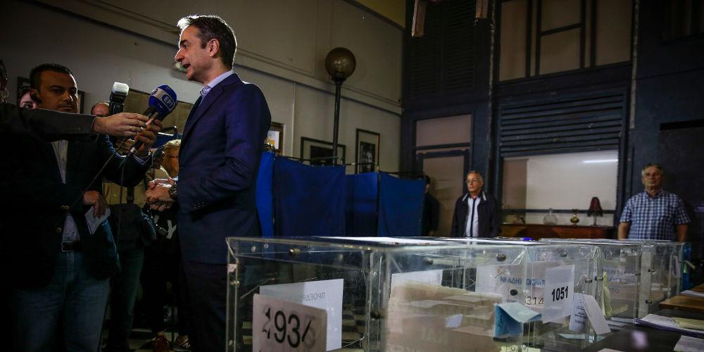 Δημοσκόπηση MRB: Πρόωρες εκλογές ζητά το 62% - Πολιτικό πρόσωπο του 2019 ο Μητσοτάκης