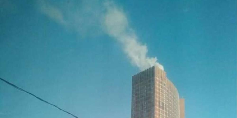 Πυρκαγιά σε ξενοδοχείο 30 ορόφων στην Μόσχα