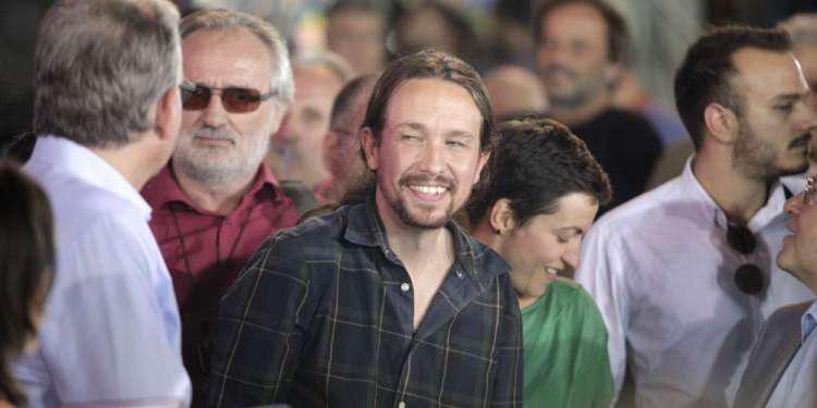 Τα… πακέτα Τσάβες σε Podemos και οι fake πληροφορίες