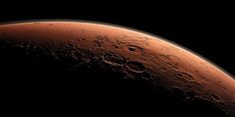 Μια τεράστια λίμνη νερού σε υγρή μορφή ανακαλύφθηκε στον Άρη
