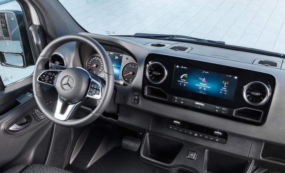 Νέο Mercedes Sprinter με τεχνολογίες διασύνδεσης