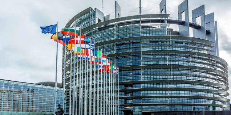 Ευρωεκλογές 2024: Ευρωπαϊκό Κοινοβούλιο – Πώς λειτουργεί… Οι έδρες, οι πολιτικές ομάδες και οι επιτροπές