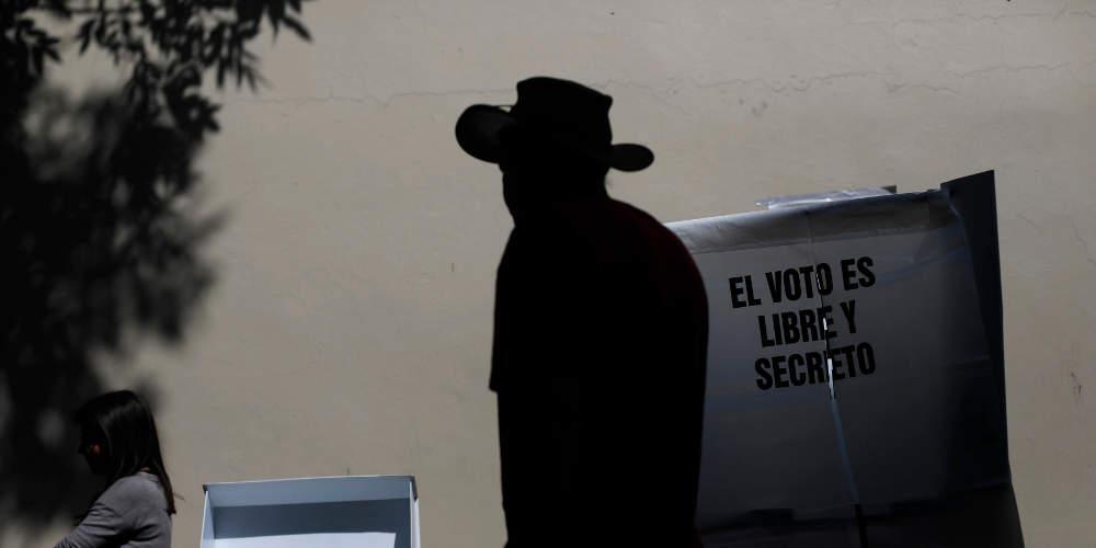 Άνοιξαν οι κάλπες στο Μεξικό για την ανάδειξη νέου προέδρου